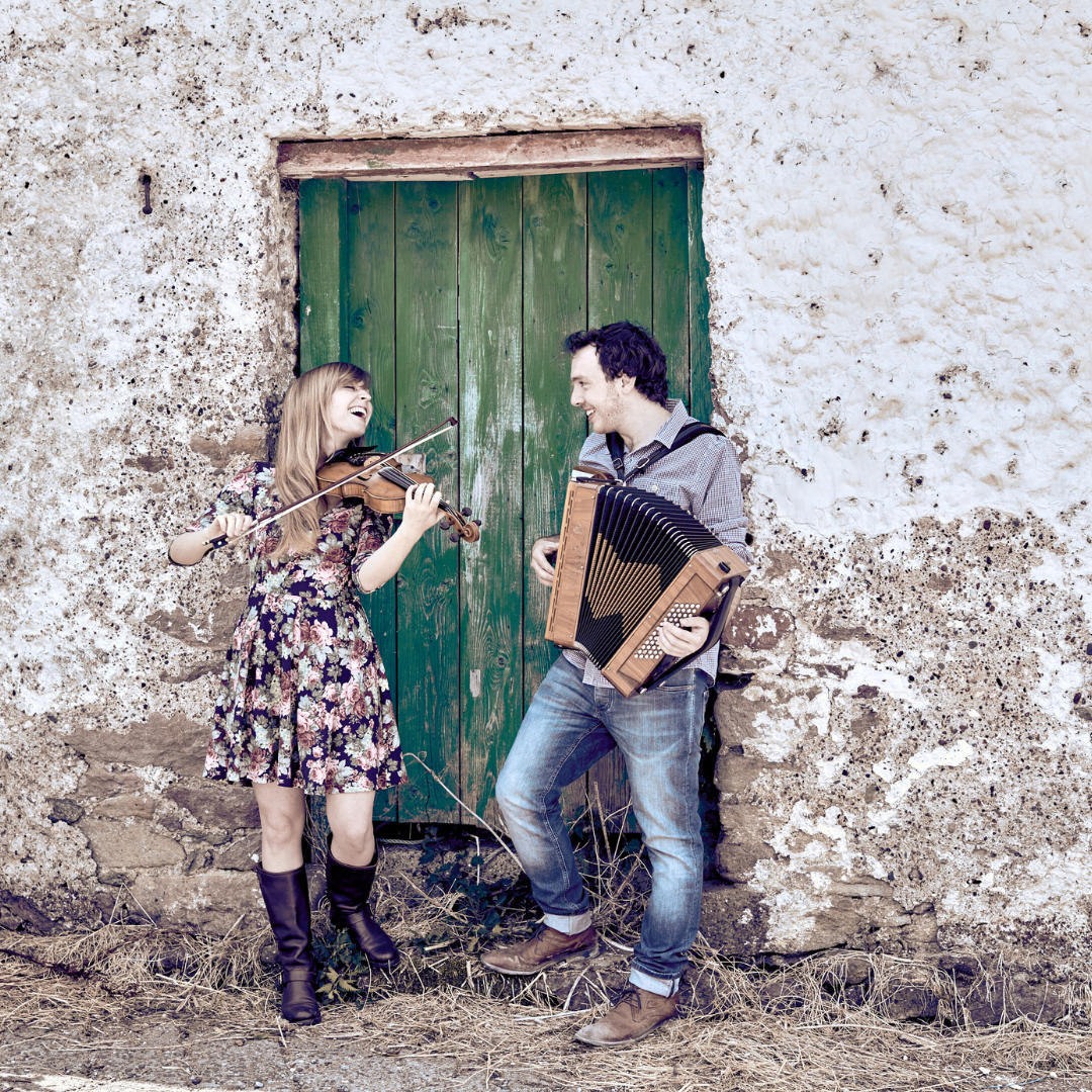 TADHG Ó MEACHAIR & JOANNA HYDE